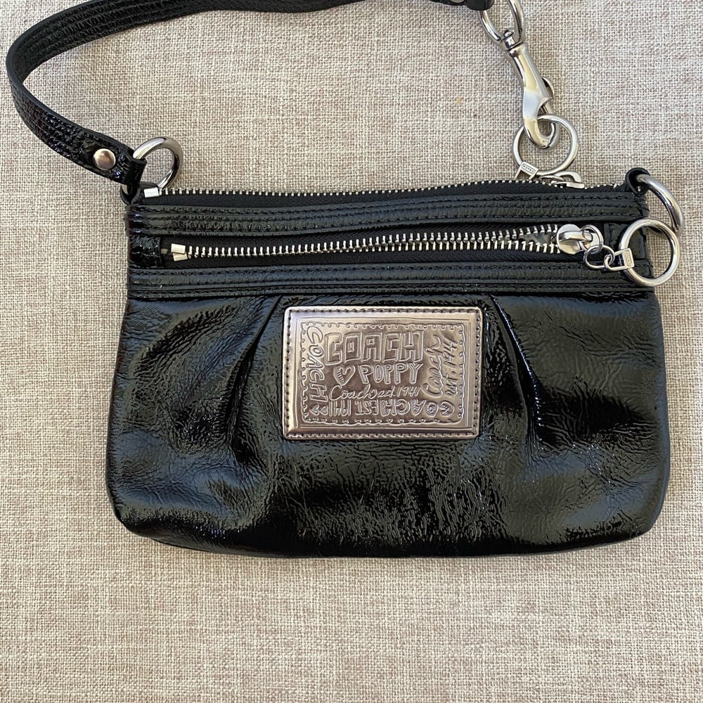 Coach Black Patent Leather Poppy Wristlet